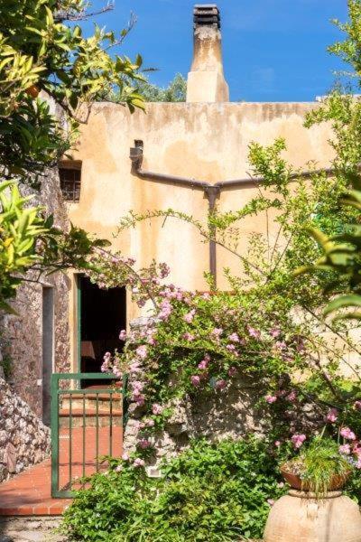מלון פינאלה ליגורה Agriturismo La Selva מראה חיצוני תמונה